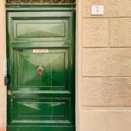 Centro Con Vista Sul Porto 아파트 *